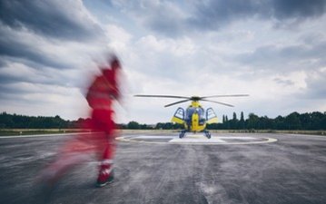 Conduct of aeronautical study addressing a given heliport serving helicopter emergency medical services (HEMS)