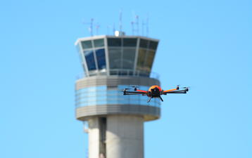 Drohnen-gestützte Zustandserfassung von Flugbetriebsflächen