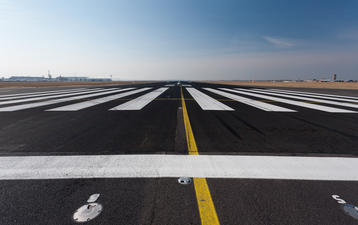 EASA Konformitätsbewertung einer Start- und Landebahn (Compliance Prüfung)